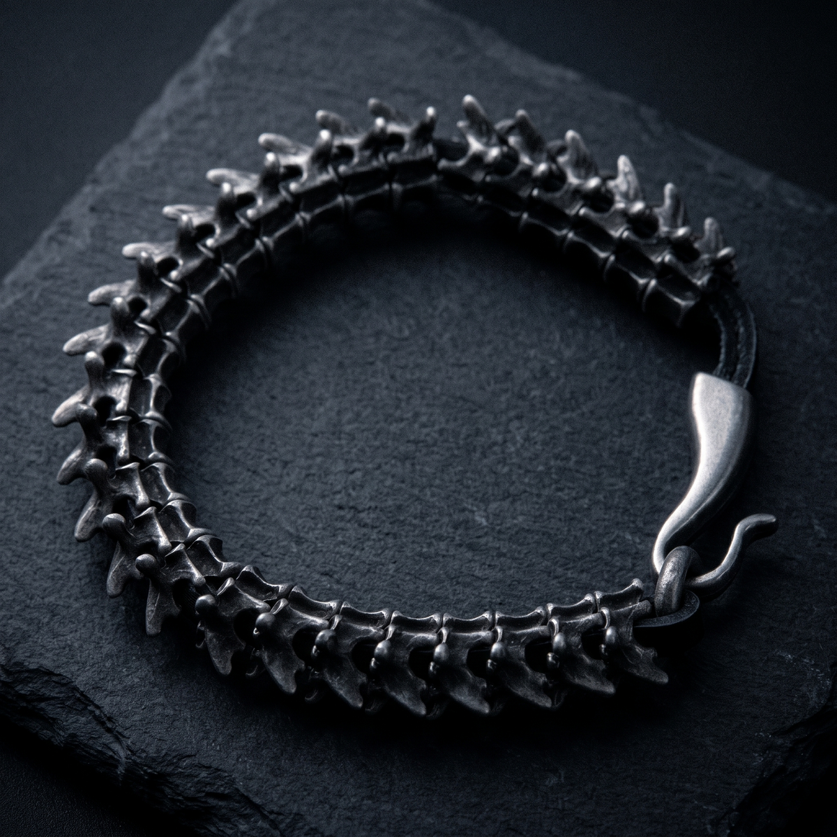 Thornback Cuff